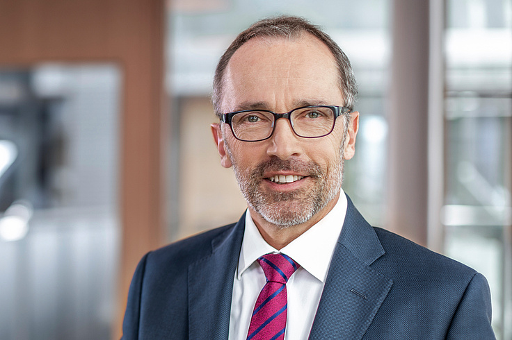 Dr. Walter Scheerbarth