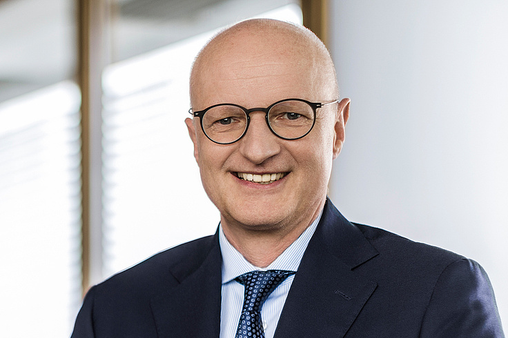 Prof. Dr Antonius Ewers