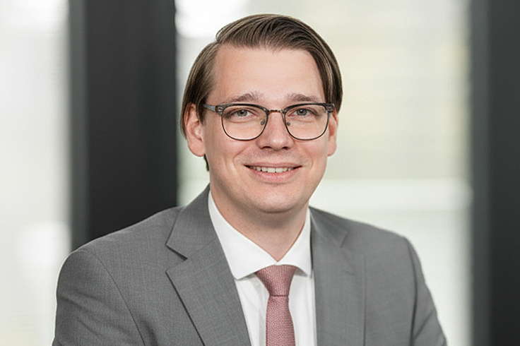 Dr. Christopher Lück